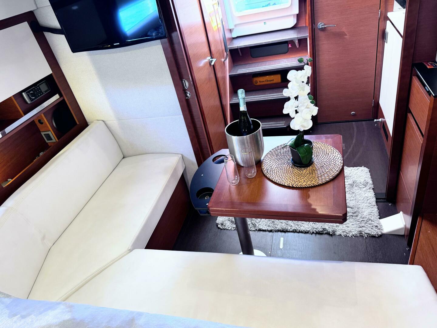 Slide: The Image of Jeanneau 36 Leader 2016 - 5096457