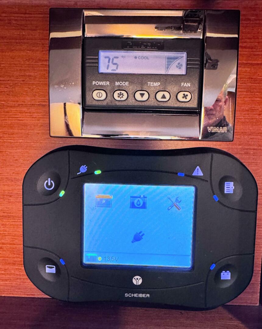 Slide: The Image of Jeanneau 36 Leader 2016 - 5096461