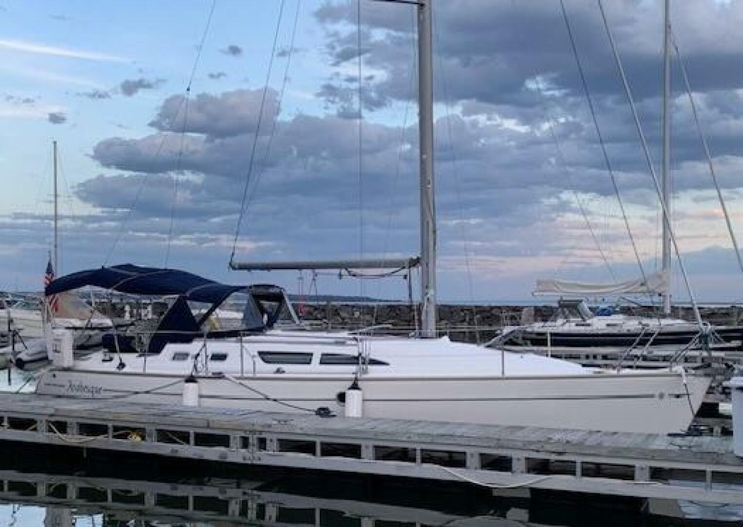 Slide: The Image of Jeanneau 37 Sun Odyssey 2004 - 5250432