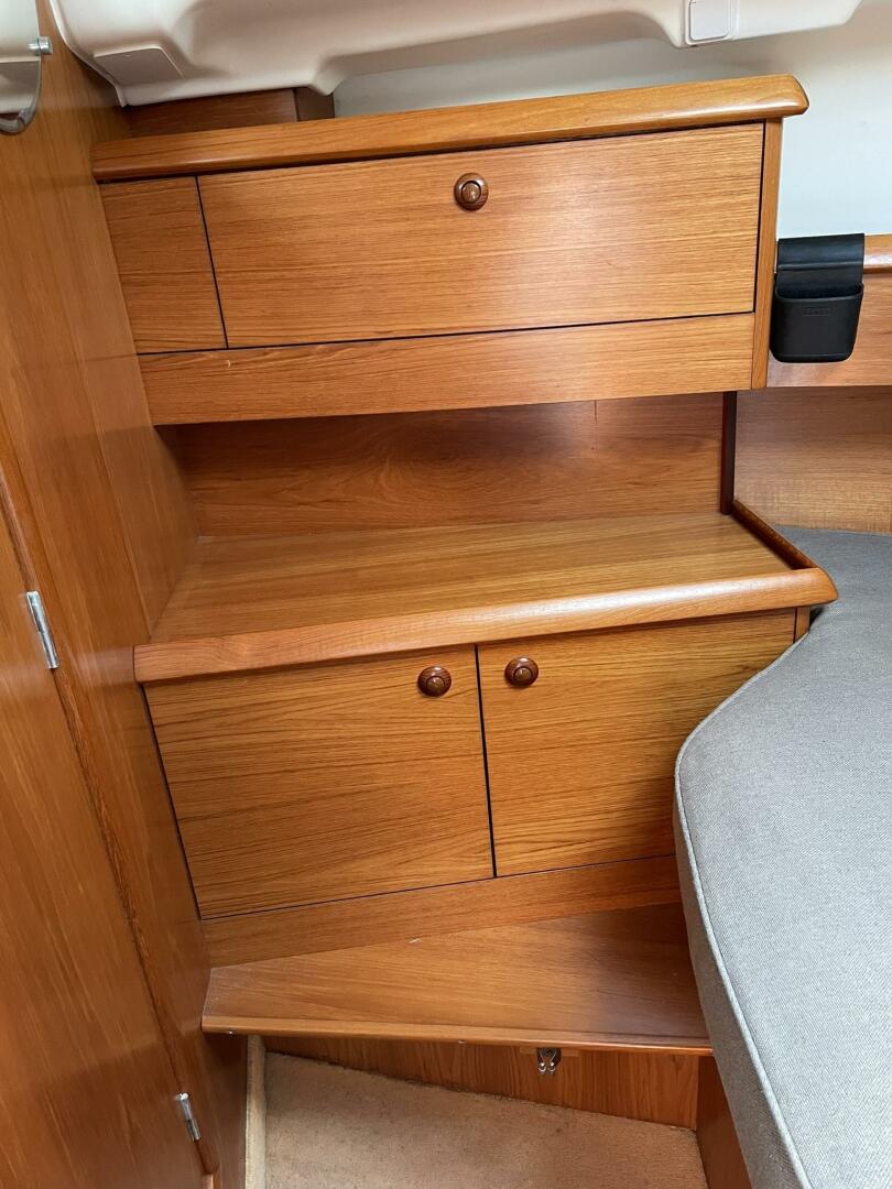 Slide: The Image of Jeanneau 37 Sun Odyssey 2004 - 5263692