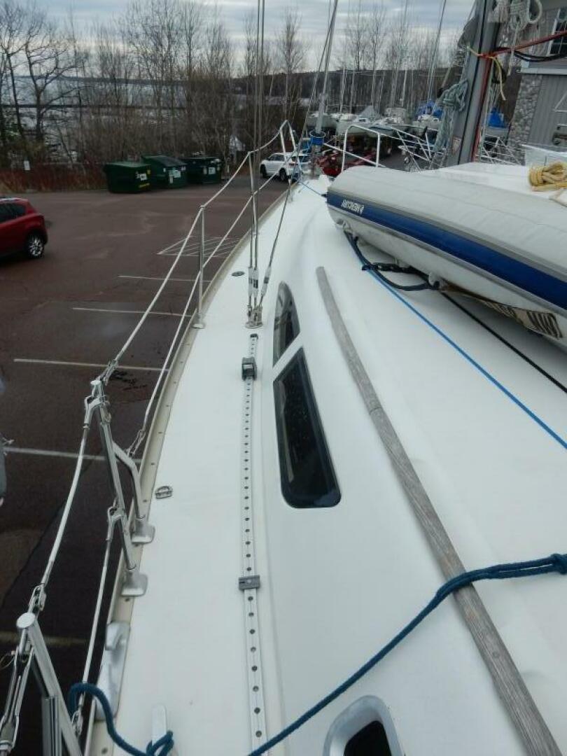 Slide: The Image of Jeanneau 37 Sun Odyssey 2004 - 5263737