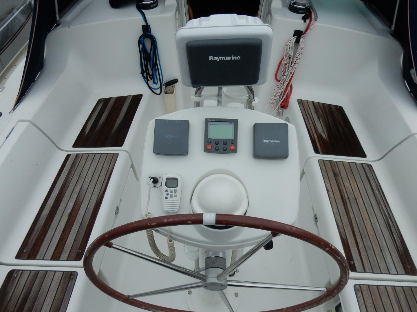 Slide: The Image of Jeanneau 37 Sun Odyssey 2004 - 5263767