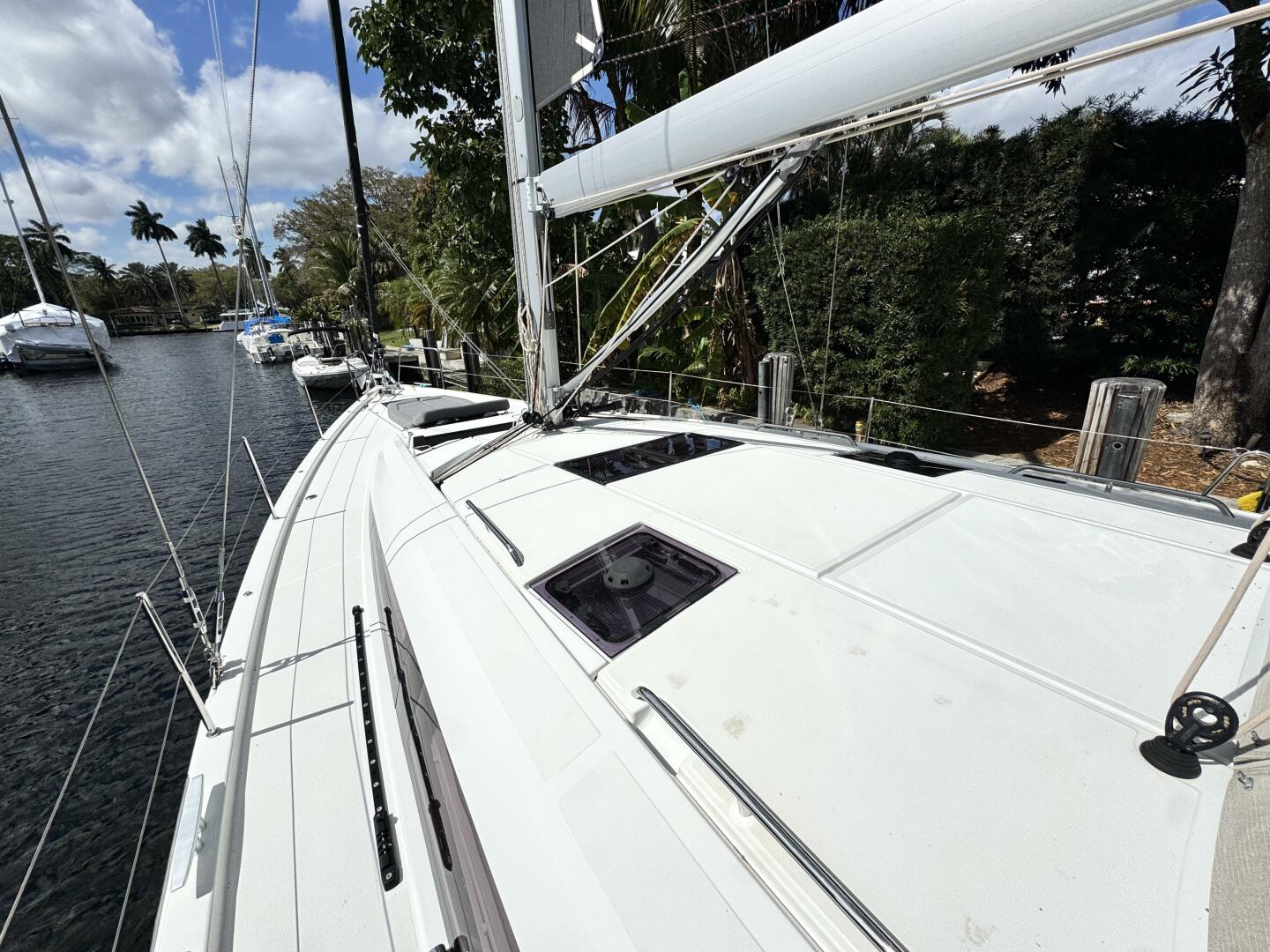 Slide: The Image of Jeanneau 51 2023 - 5090926