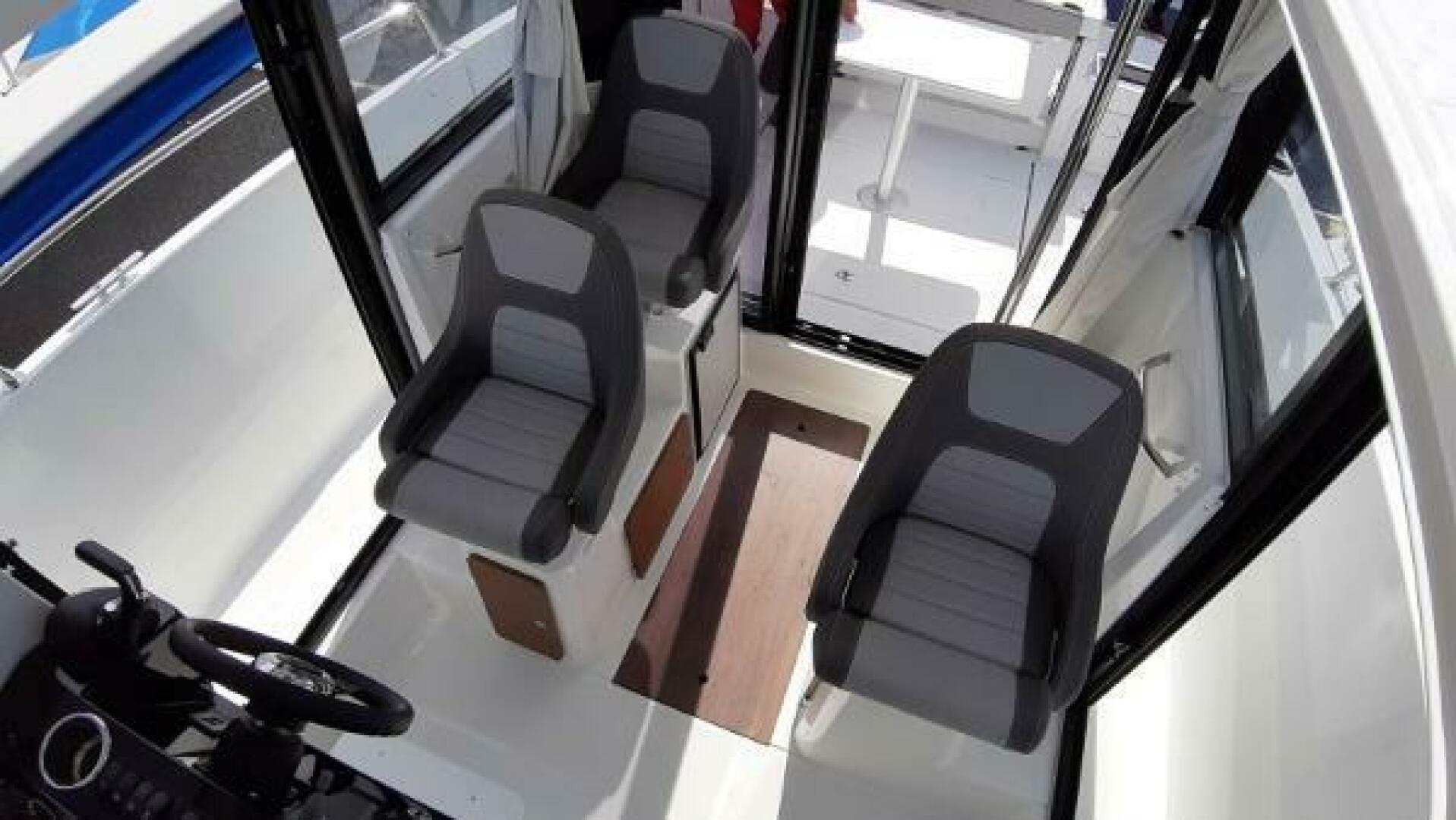 Slide: The Image of Jeanneau 795 Sport S2 2025 - 5258913