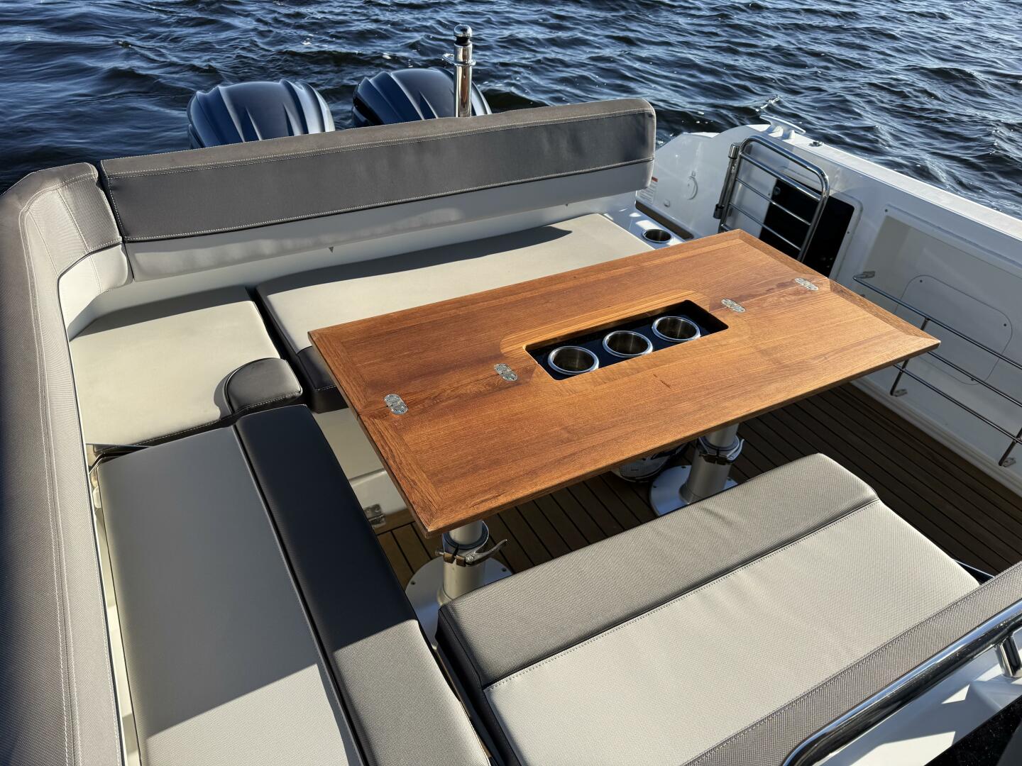 Slide: The Image of Jeanneau Leader 9.0 WA 2022 - 4899209