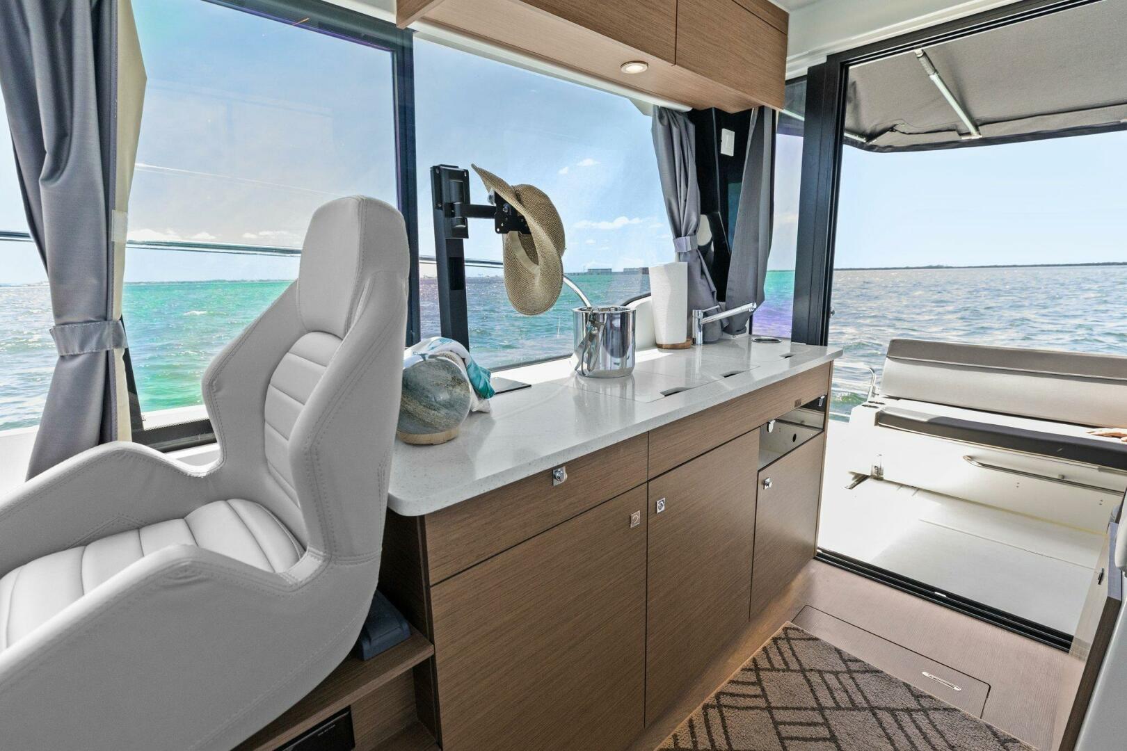 Slide: The Image of Jeanneau NC 1095 2021 - 5241682