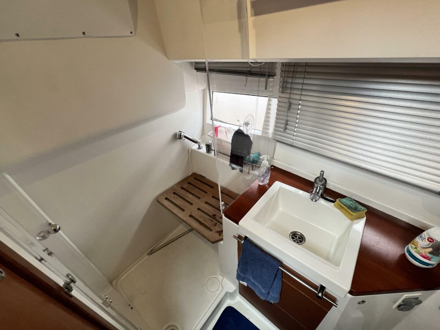 Slide: The Image of View of sink and shower View of port side sink and shower - 5454584