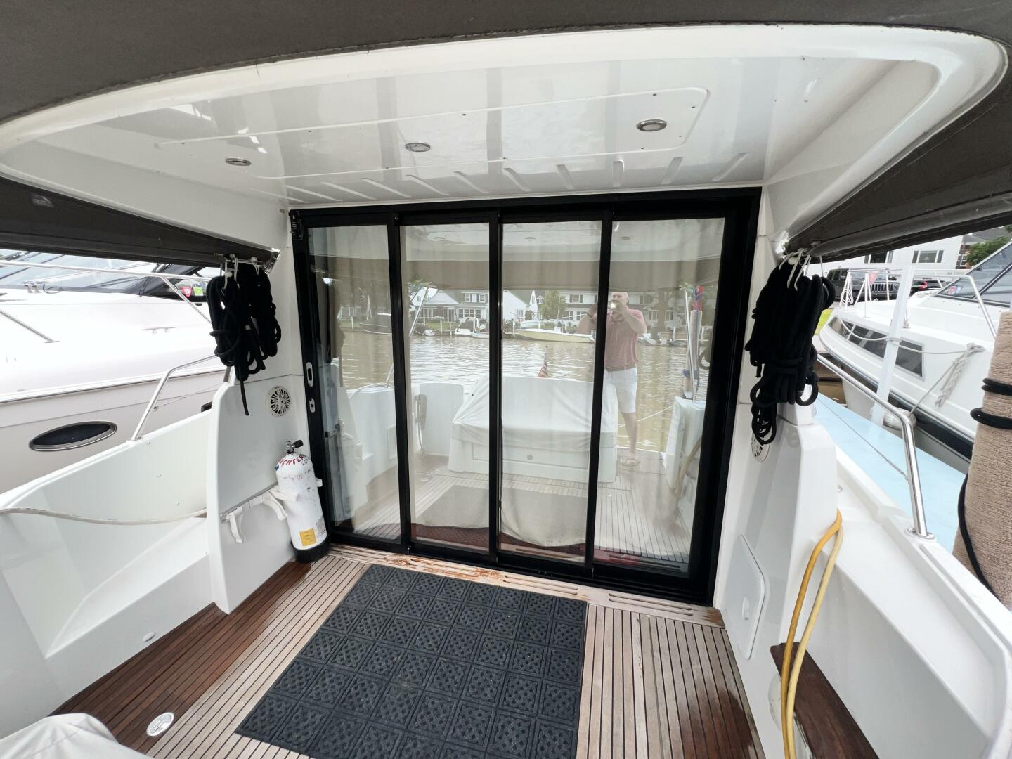 Slide: The Image of Sliding Glass doors Sliding glass from cockpit to galley - 5454535