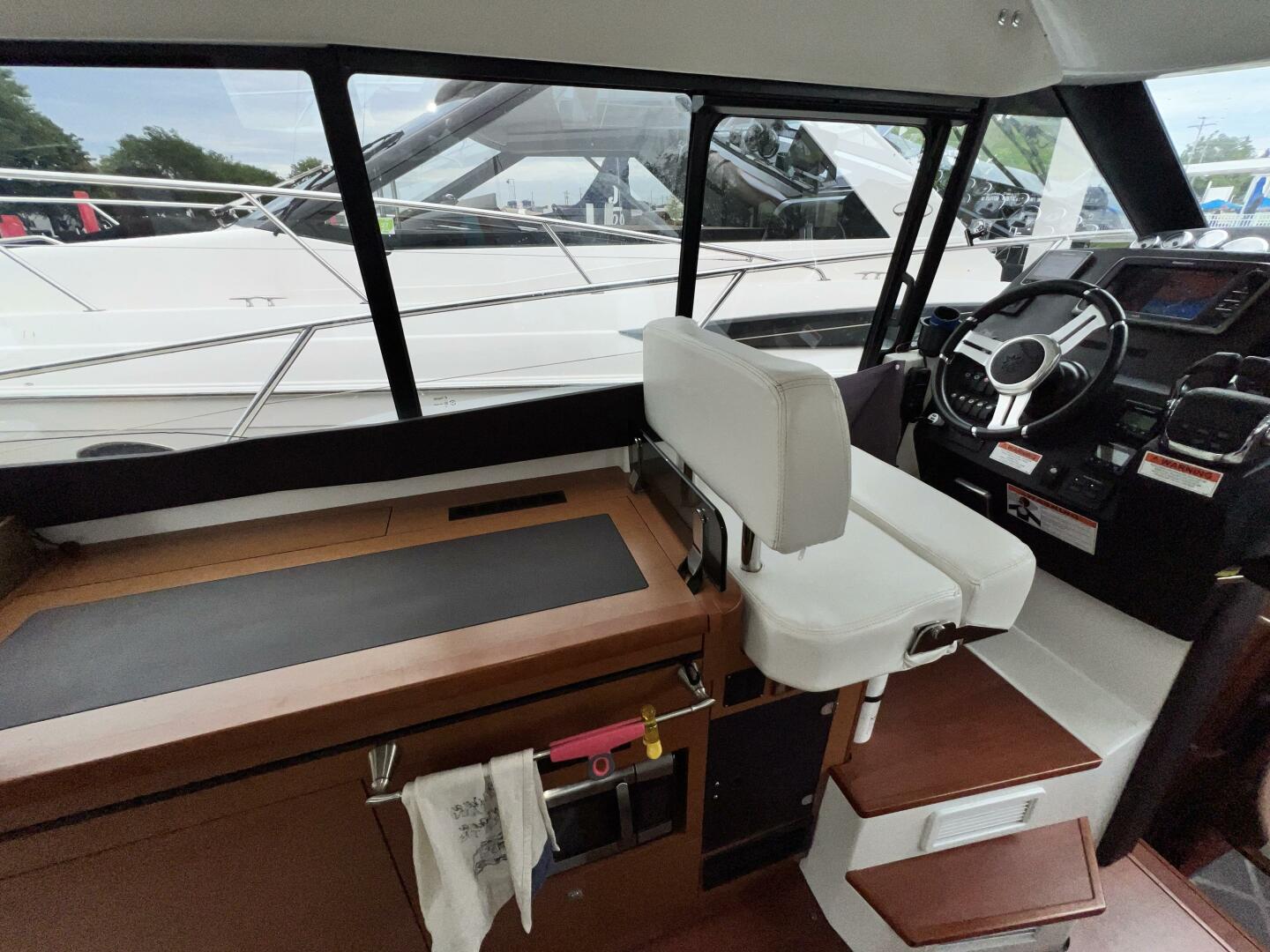 Slide: The Image of View of Helm Seat Looking at helm with port side door - 5454565