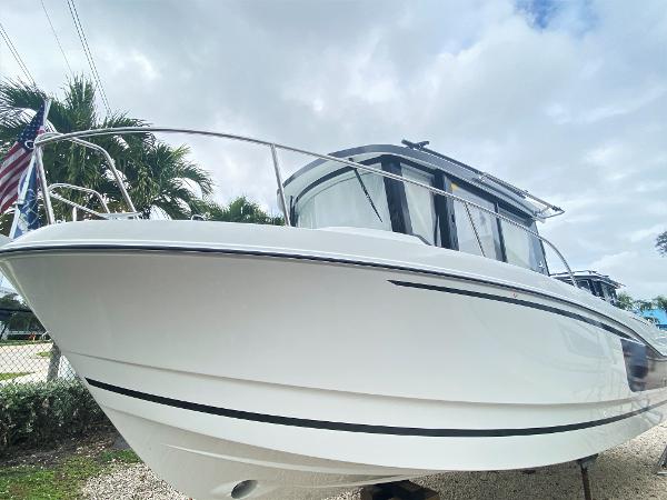 Slide: The Image of Jeanneau NC 795 Sport 2022 - 2