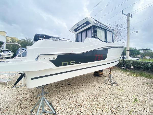 Slide: The Image of Jeanneau NC 795 Sport 2022 - 3