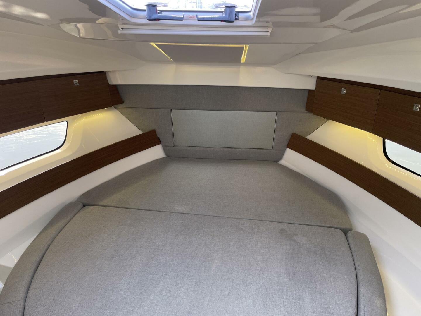 Slide: The Image of Jeanneau NC 895 2019 - 5436606