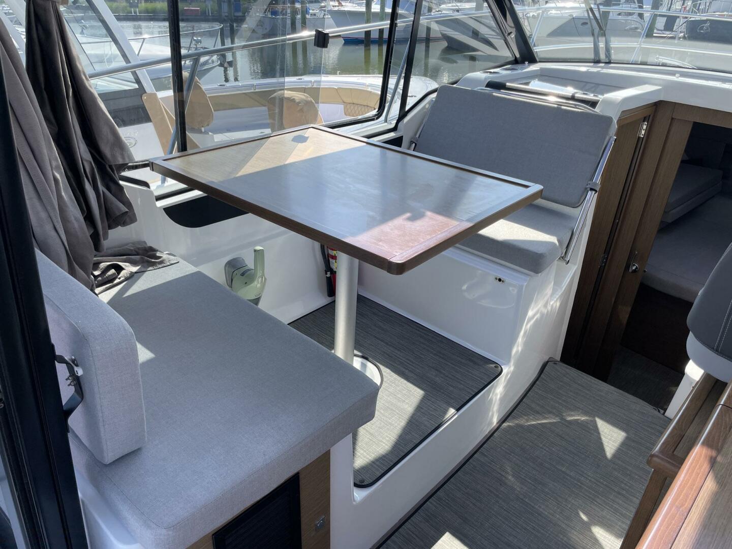 Slide: The Image of Jeanneau NC 895 2019 - 5436633