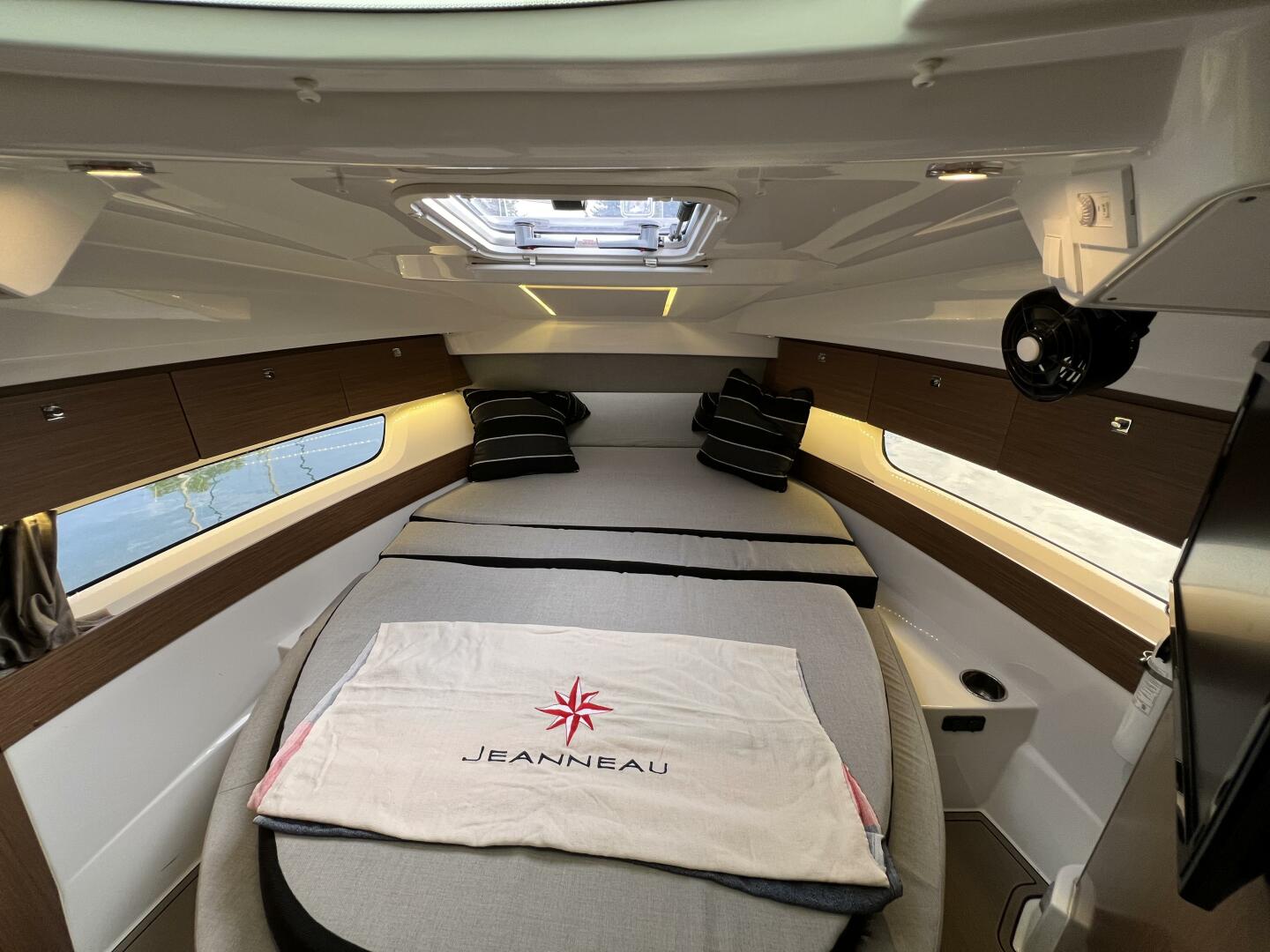 Slide: The Image of Jeanneau NC895 2019 - 5471532