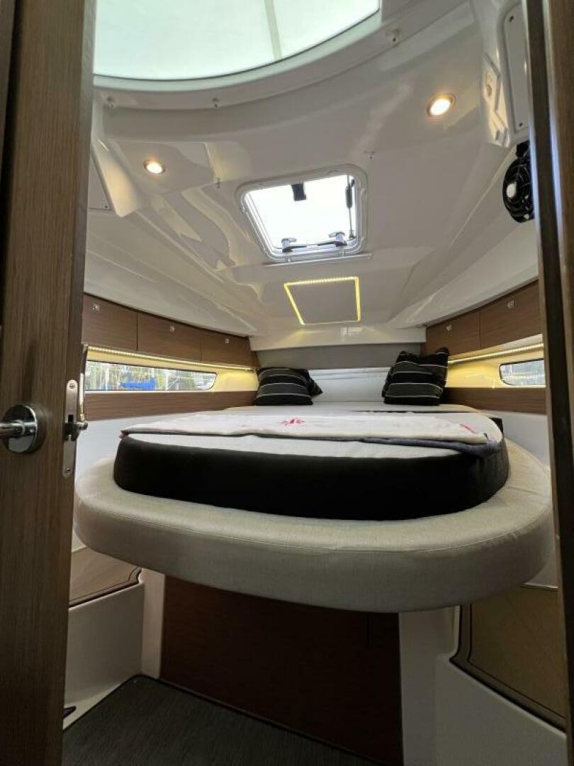 Slide: The Image of Jeanneau NC895 2019 - 5471535