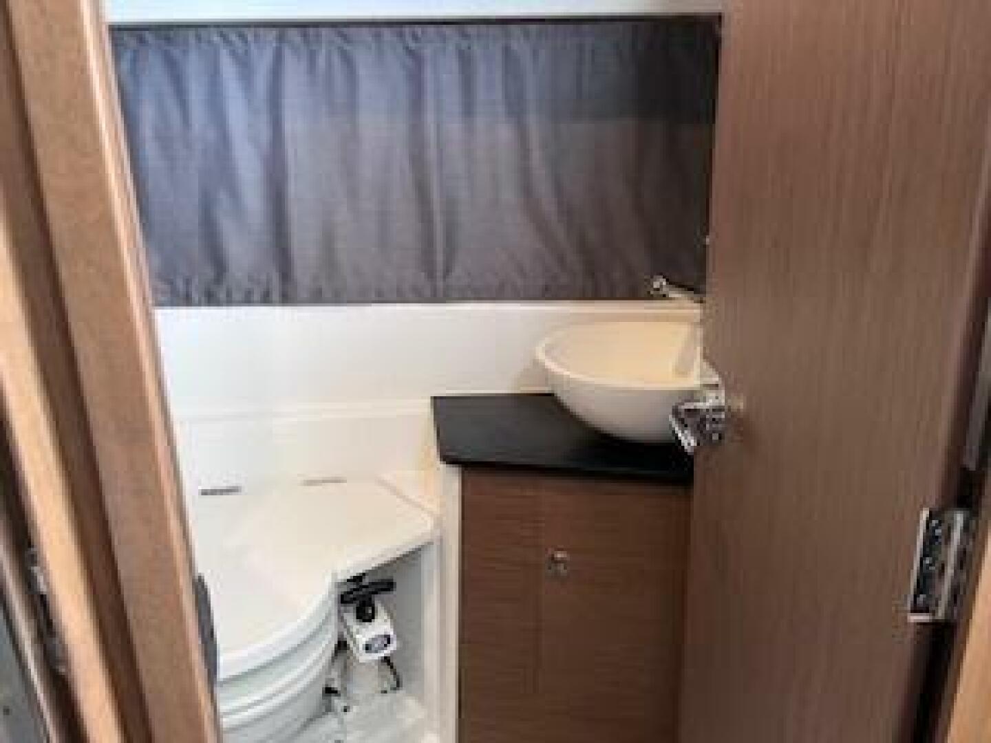 Slide: The Image of Jeanneau NC 895 2021 - 5427120