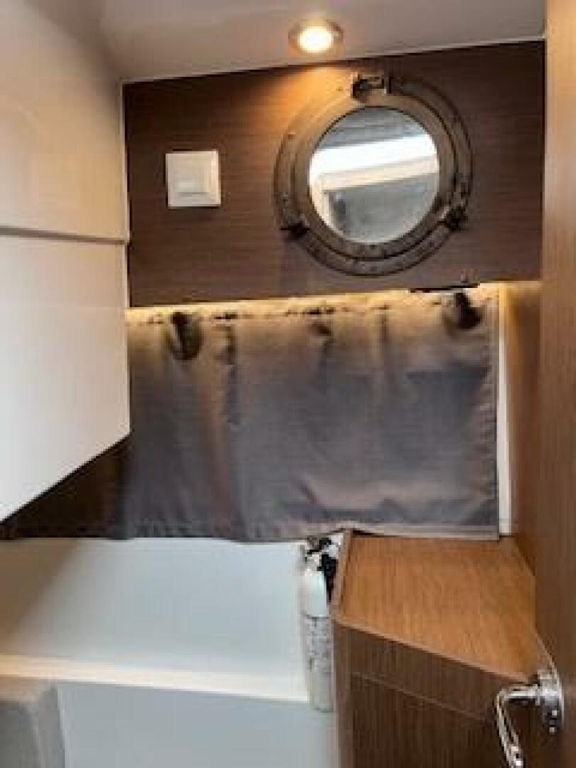 Slide: The Image of Jeanneau NC 895 2021 - 5427123