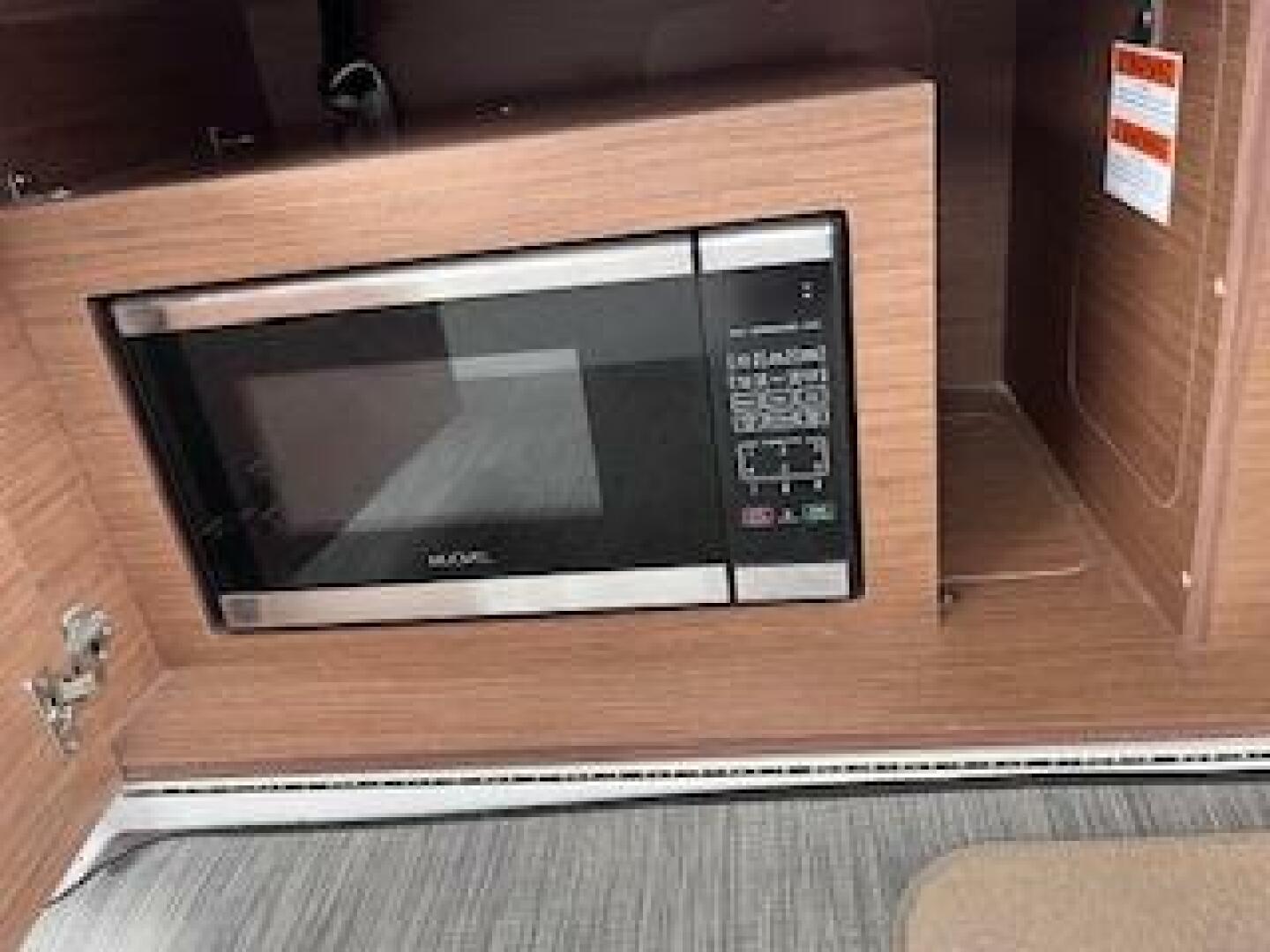 Slide: The Image of Jeanneau NC 895 2021 - 5427129