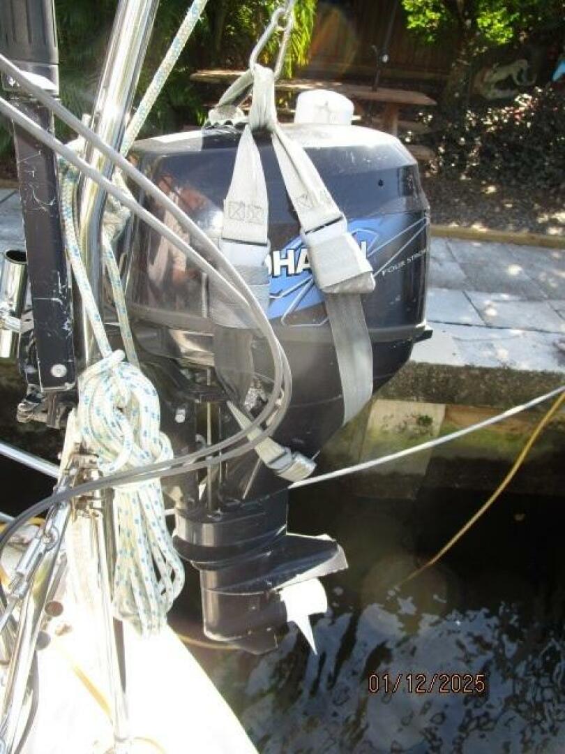 Slide: The Image of 37' Jeanneau tender outboard - 4943241