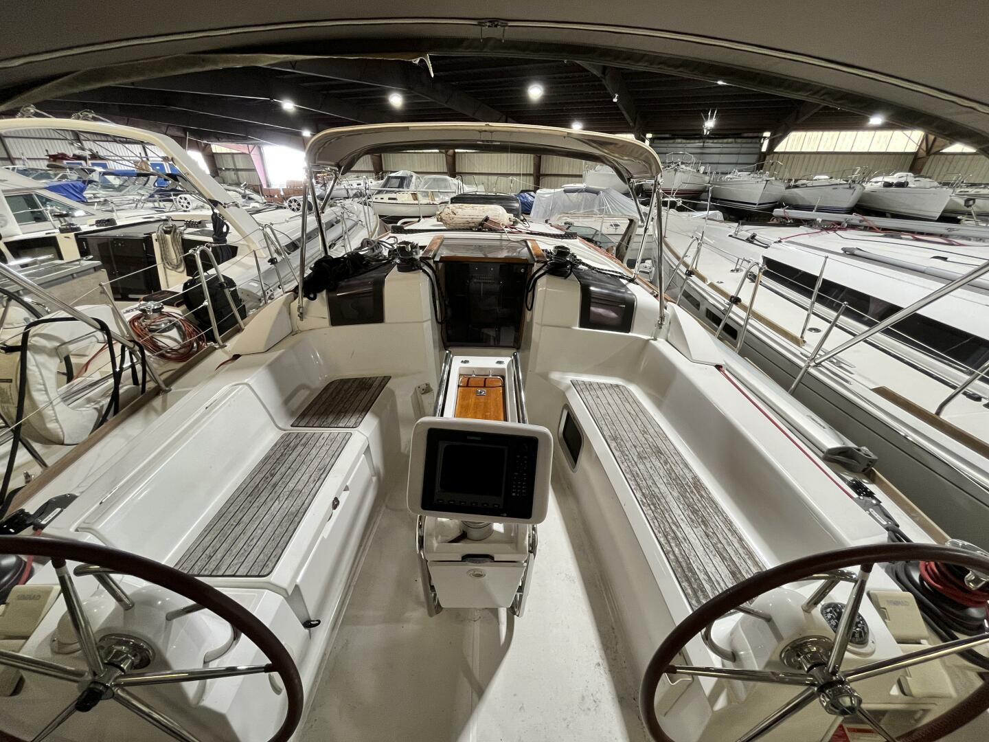 Slide: The Image of 3 Cockpit (3) - 4283194