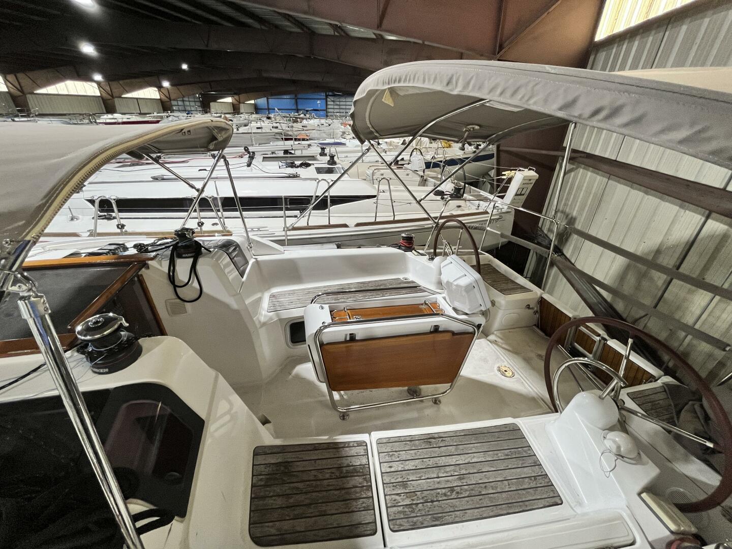 Slide: The Image of 3 Cockpit (5) - 4283196
