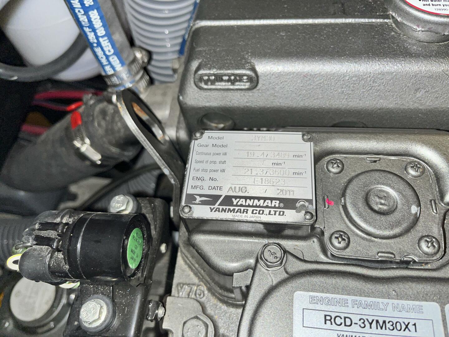 Slide: The Image of 10 Engine (6) - 4283284