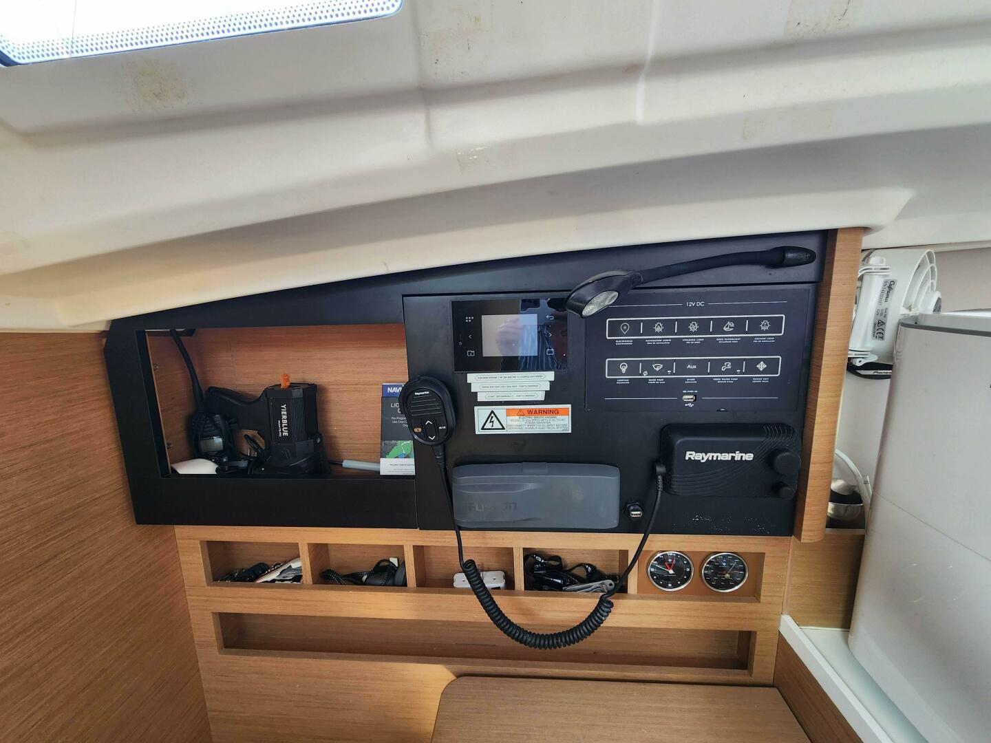Slide: The Image of Jeanneau Sun Odyssey 410 2020 - 5168959