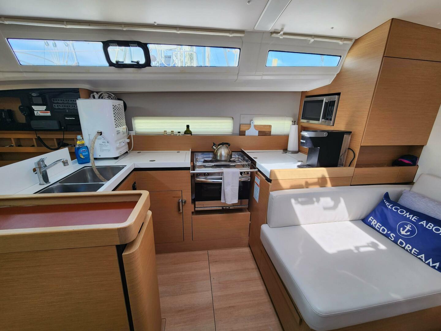 Slide: The Image of Jeanneau Sun Odyssey 410 2020 - 5168918