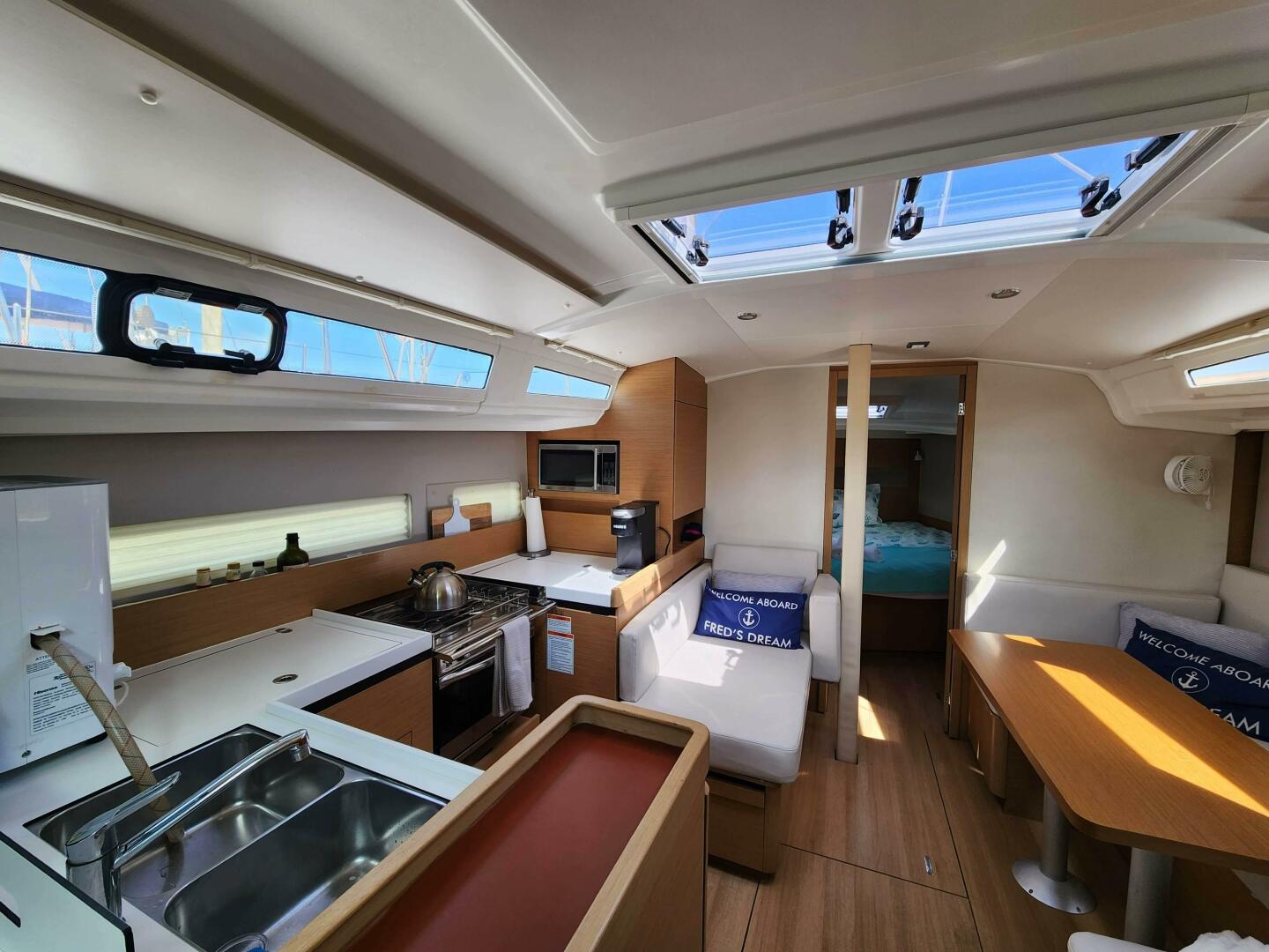 Slide: The Image of Jeanneau Sun Odyssey 410 2020 - 5168923