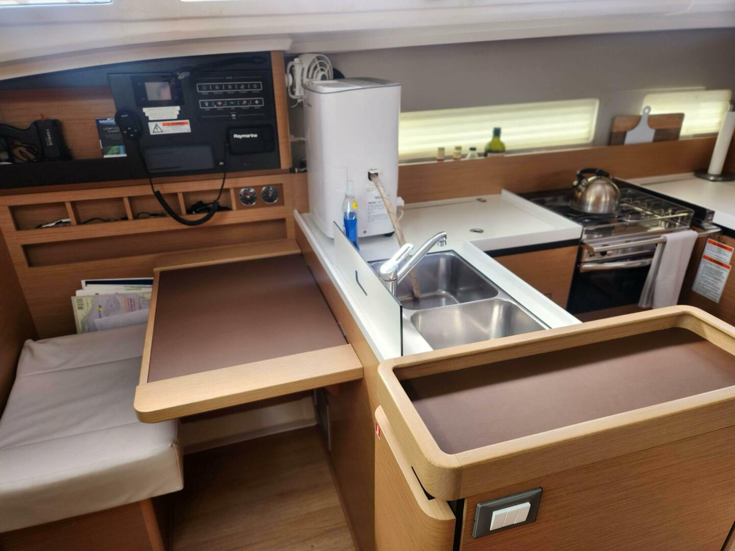 Slide: The Image of Jeanneau Sun Odyssey 410 2020 - 5204779