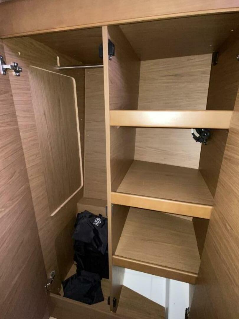 Slide: The Image of 8Forward Cabin (9) - 4262719