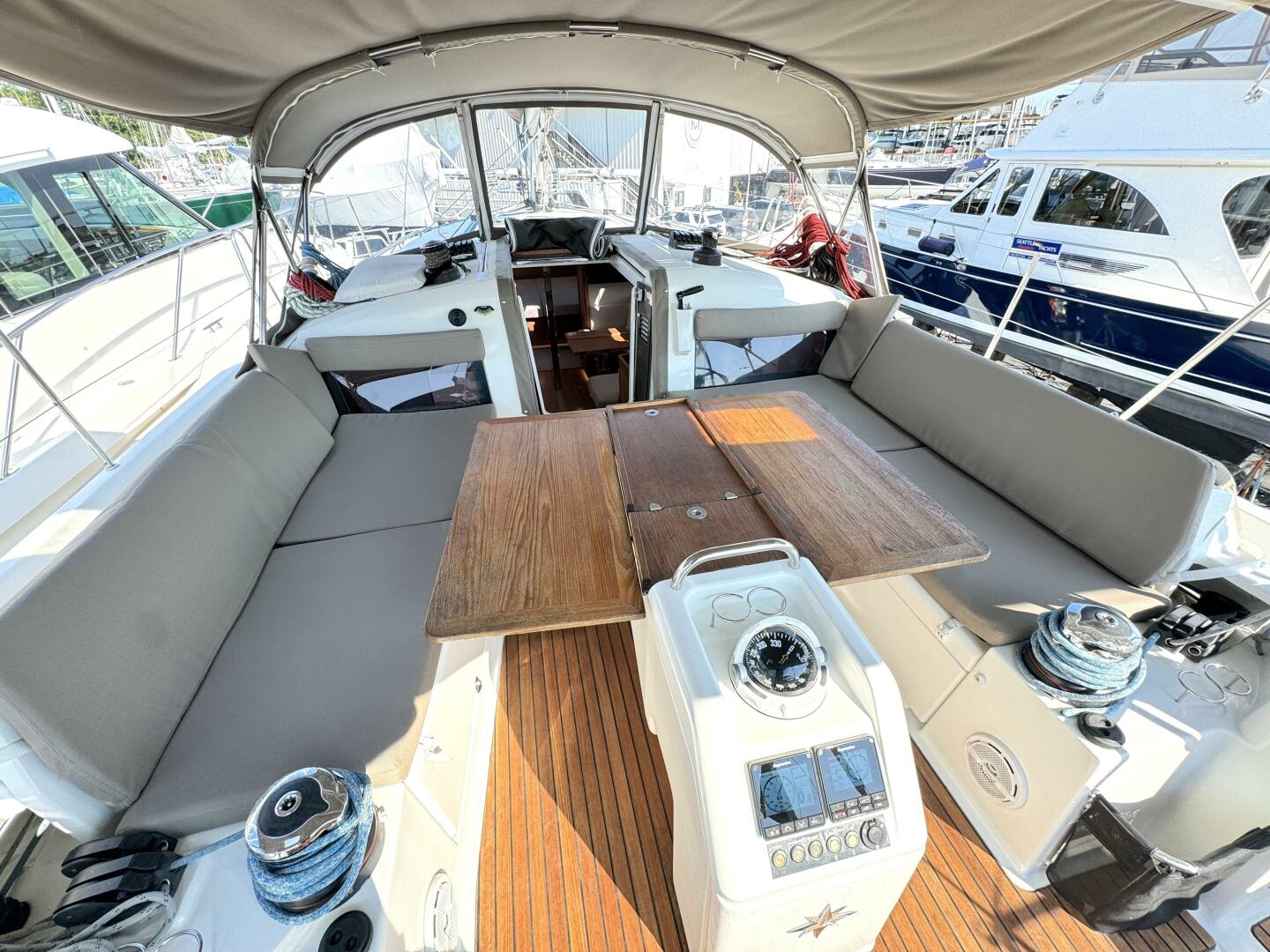 Slide: The Image of Jeanneau Sun Odyssey 440 Performance 2019 - 5115391