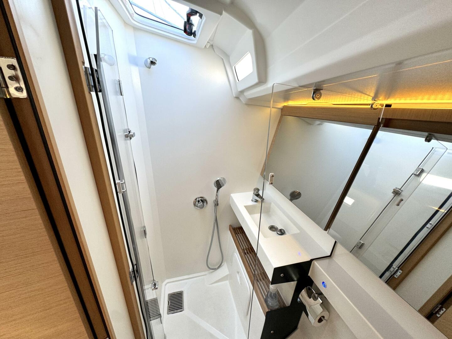 Slide: The Image of Jeanneau Sun Odyssey 440 Performance 2019 - 5115401