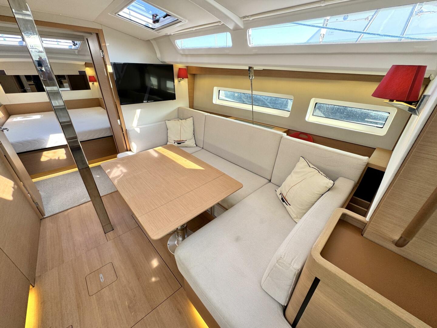 Slide: The Image of Jeanneau Sun Odyssey 440 Performance 2019 - 5115404