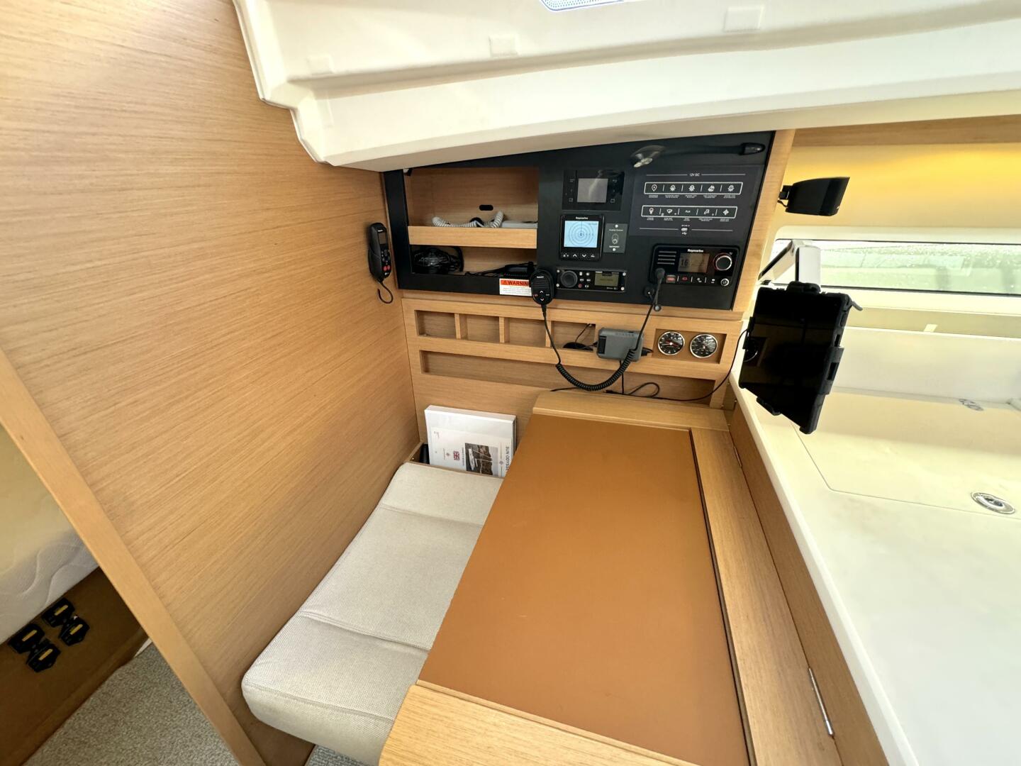 Slide: The Image of Jeanneau Sun Odyssey 440 Performance 2019 - 5115408