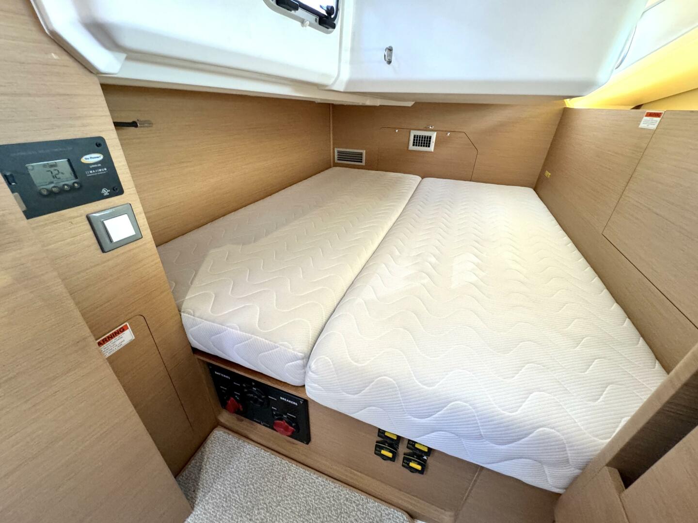 Slide: The Image of Jeanneau Sun Odyssey 440 Performance 2019 - 5115411