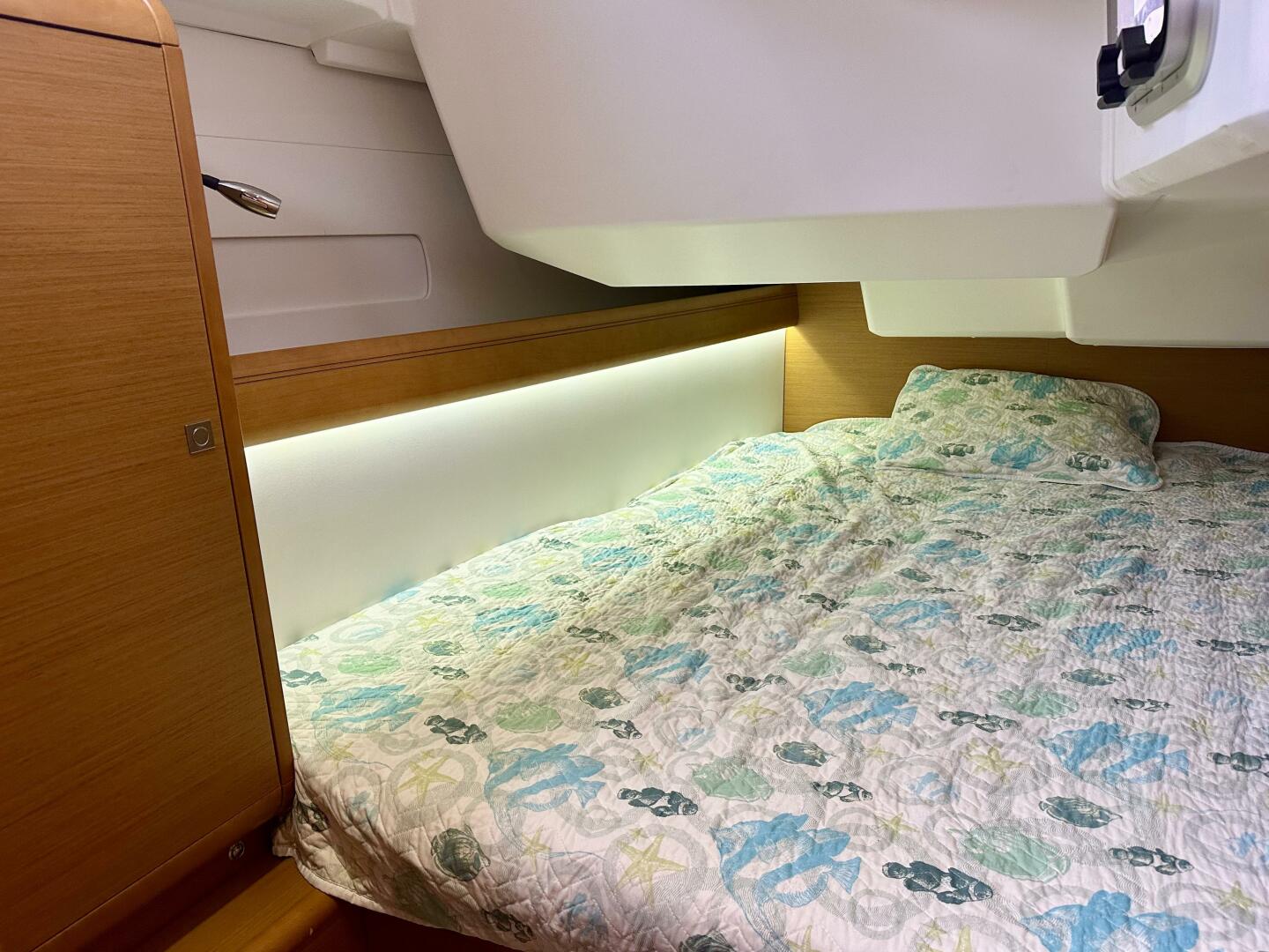 Slide: The Image of Jeanneau Sun Odyssey 469 2014 - 5111281