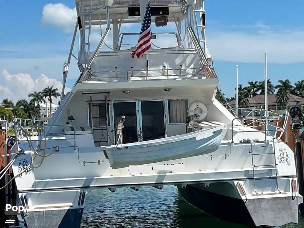 Slide: The Image of Huge Stern Deck For Entertaining. - 15074444