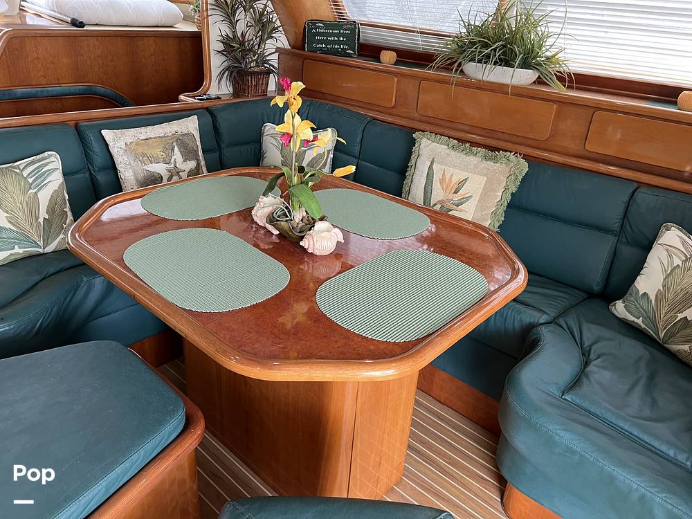 Slide: The Image of Beautiful Interior With Polished Teak. - 15087637