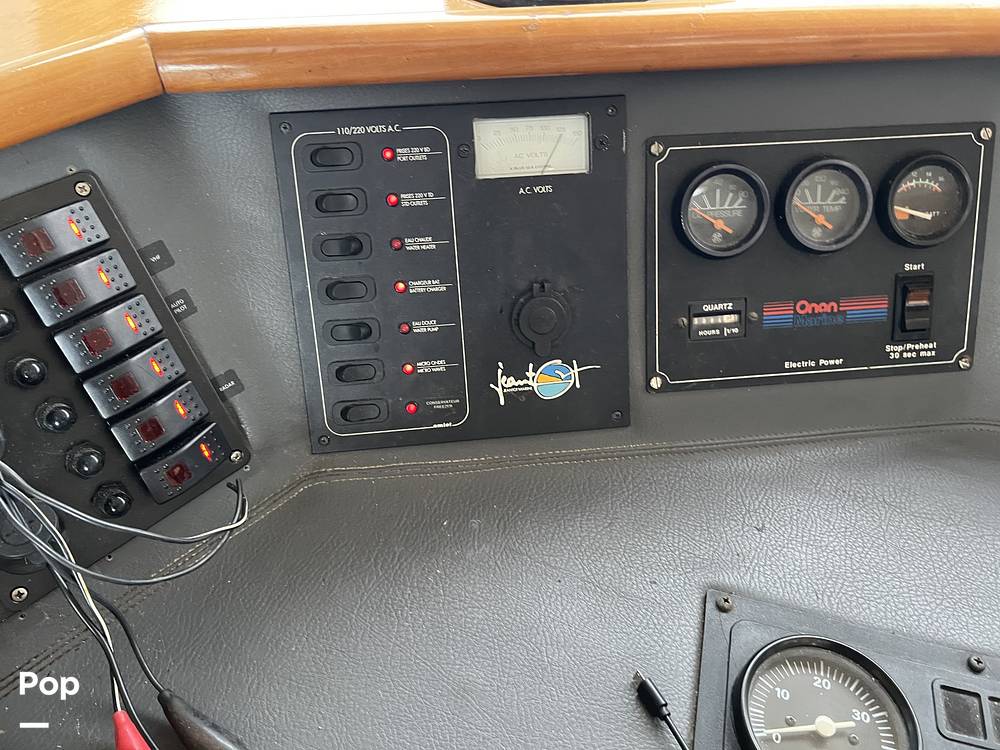 Slide: The Image of Lower Control Station. - 15087647