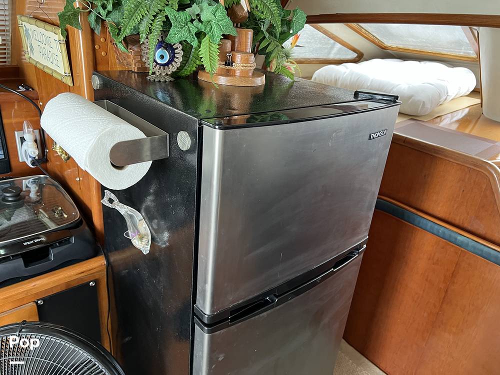Slide: The Image of Full Size Refrigerator. - 15087642