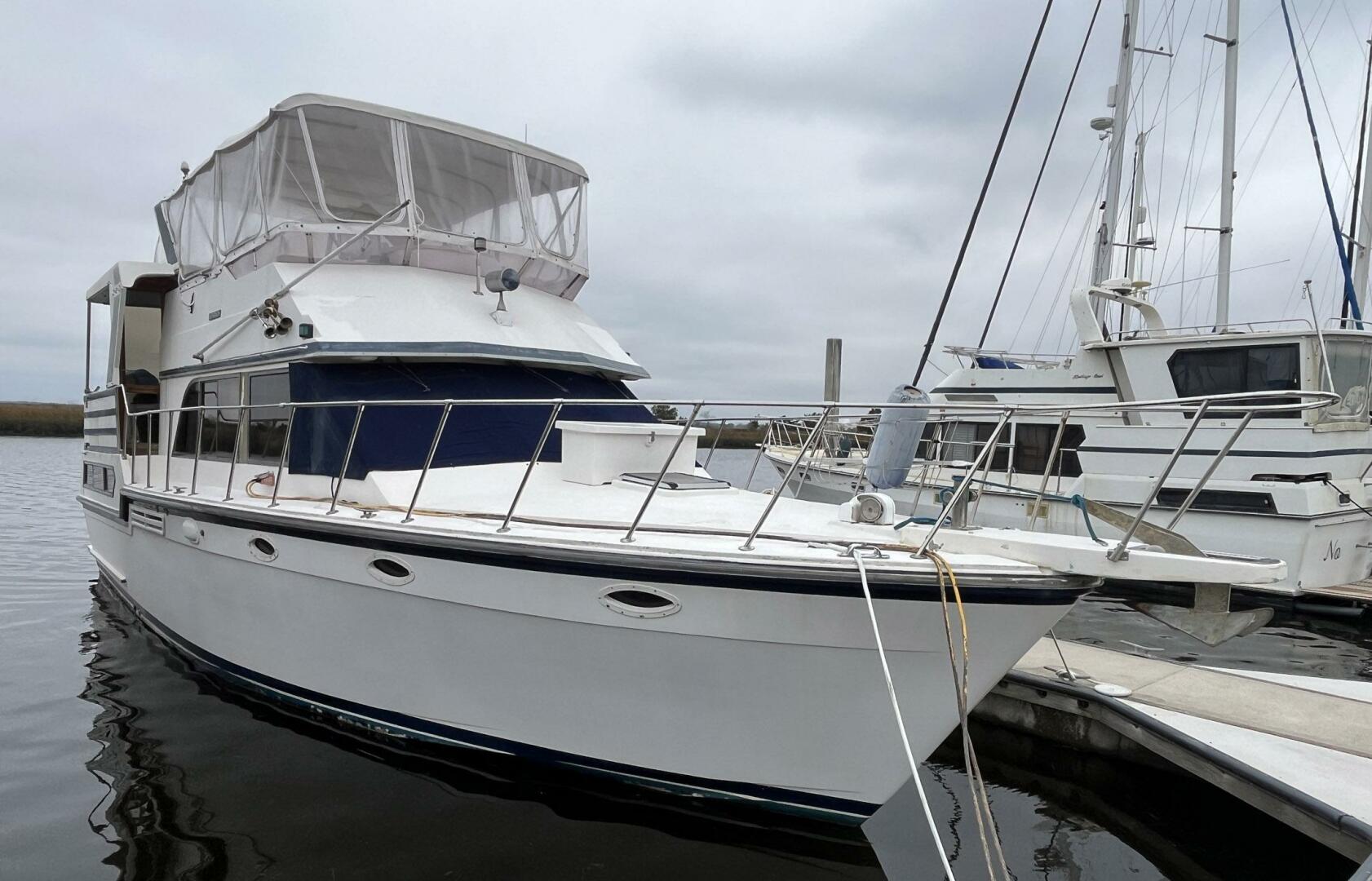 Slide: The Image of Jefferson 42 SE Sundeck Motor Yacht 1990 - 5175279