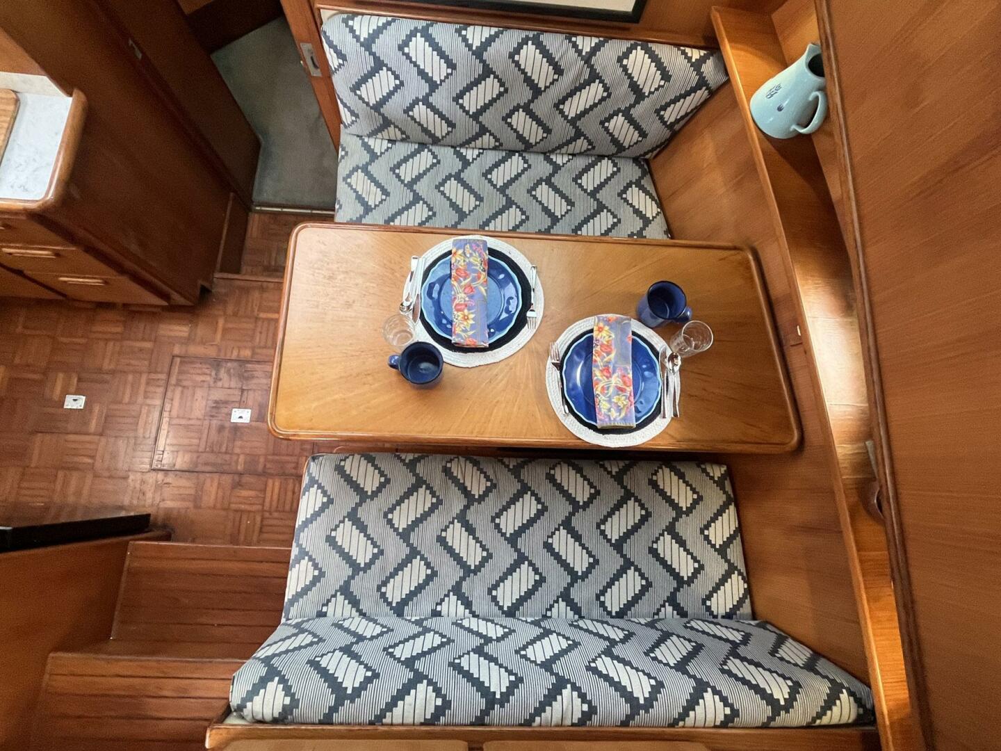 Slide: The Image of Jefferson 42 SE Sundeck Motor Yacht 1990 - 5175319