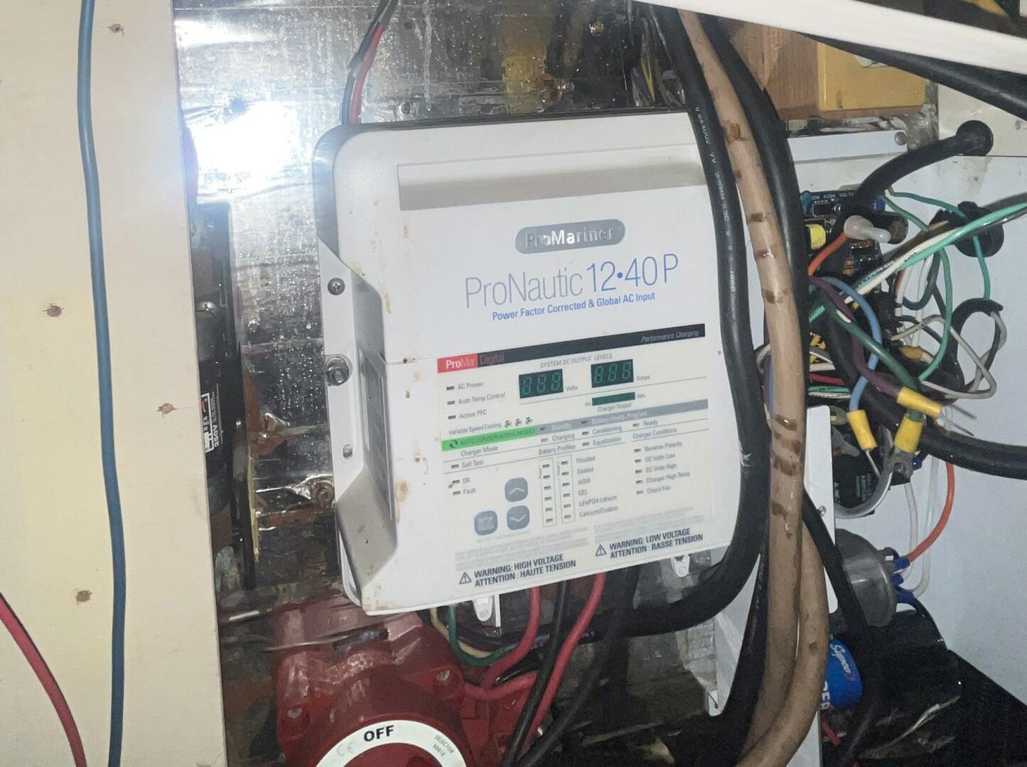 Slide: The Image of Jefferson 42 SE Sundeck Motor Yacht 1990 - 5175355