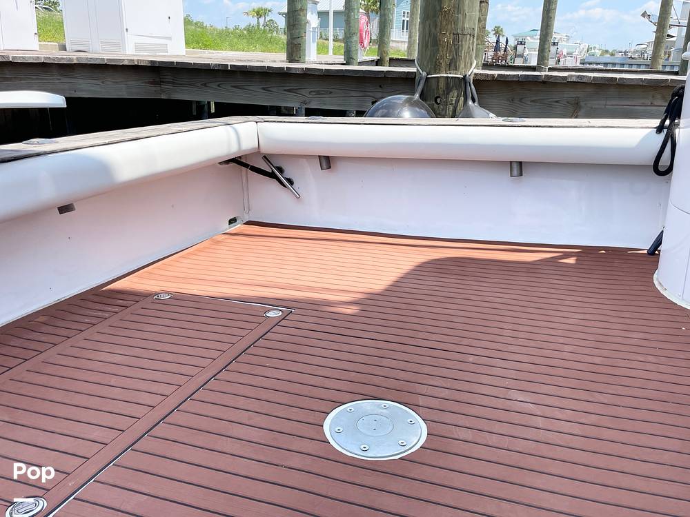 Slide: The Image of Non-skid Deck - 102