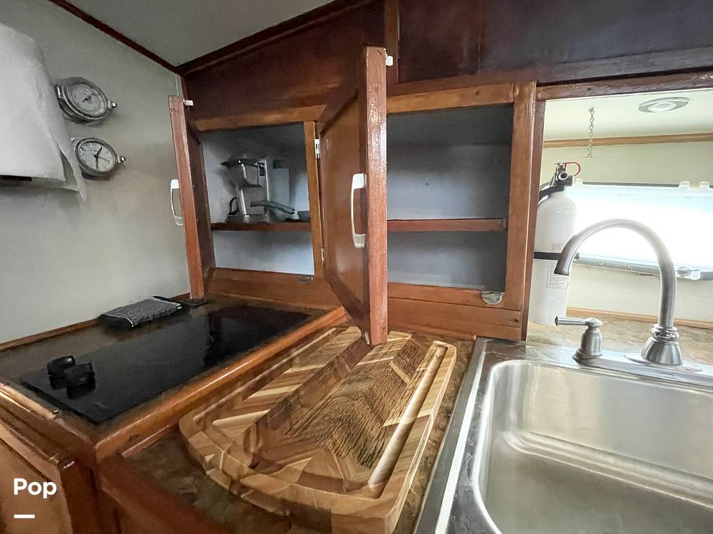 Slide: The Image of Cabinets - 33