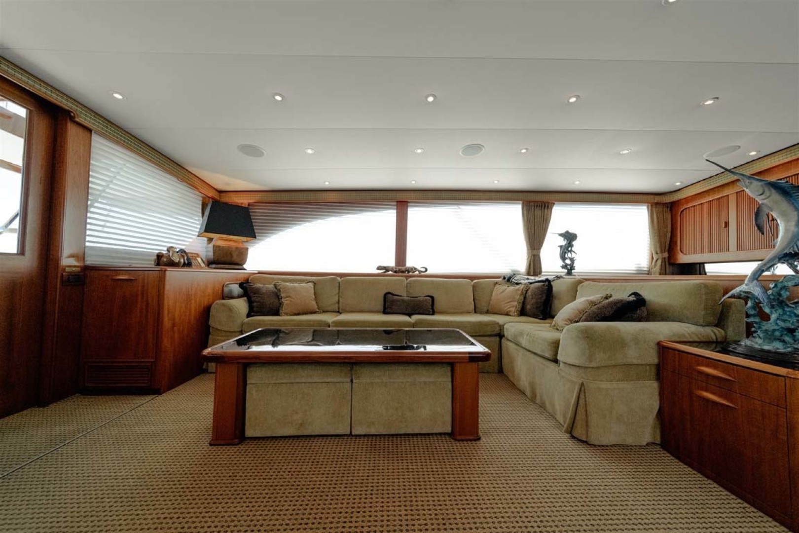 Slide: The Image of Salon Settee to Port - 6