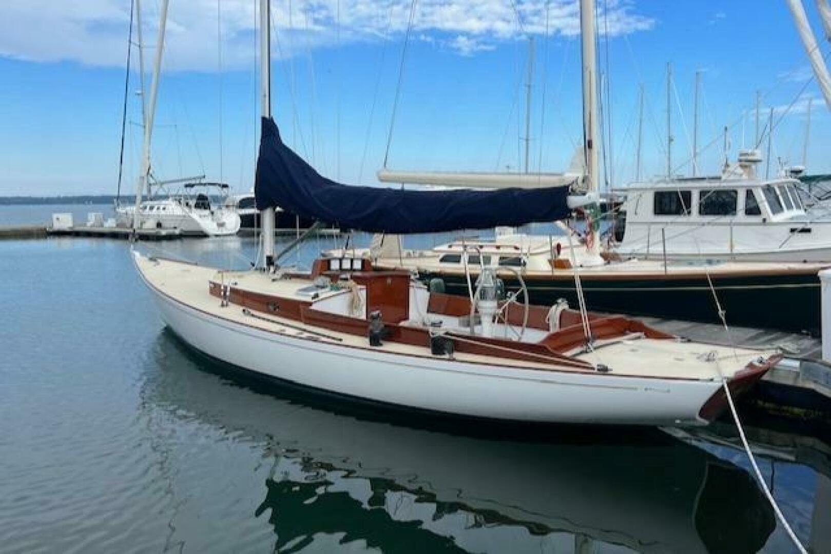 Slide: The Image of Joel White Center Harbor 31 Sloop 1997 - 5128162