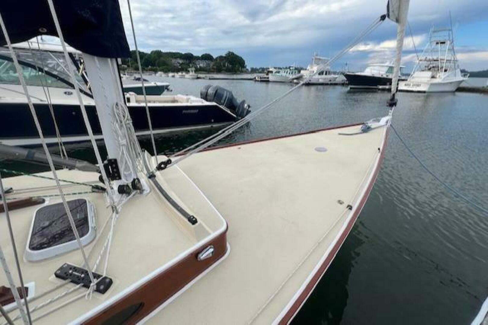 Slide: The Image of Joel White Center Harbor 31 Sloop 1997 - 5146453