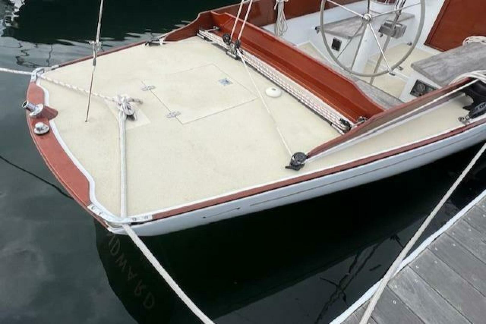 Slide: The Image of Joel White Center Harbor 31 Sloop 1997 - 5146441